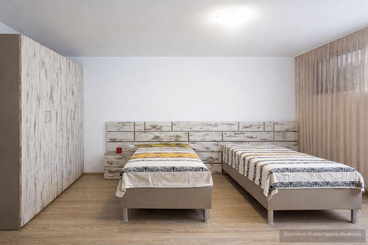 Luxury floor of a house in the city center area image 5