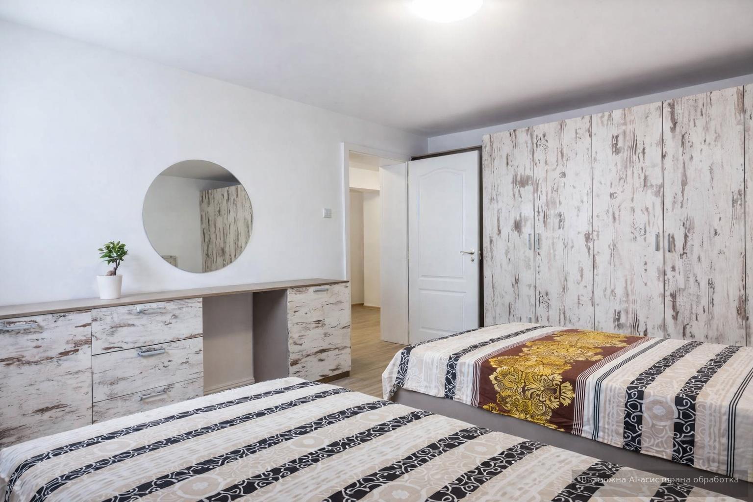 Luxury floor of a house in the city center area image 6