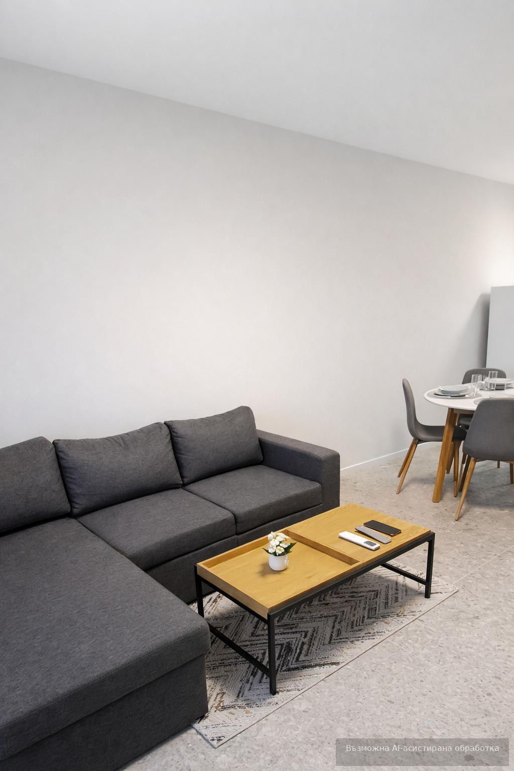 One-bedroom apartment in the city center area – underground parking space and entrance fees included!