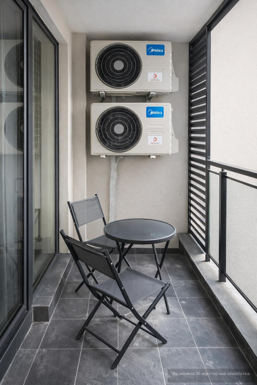 One-bedroom apartment in the city center area – underground parking space and entrance fees included! image 9