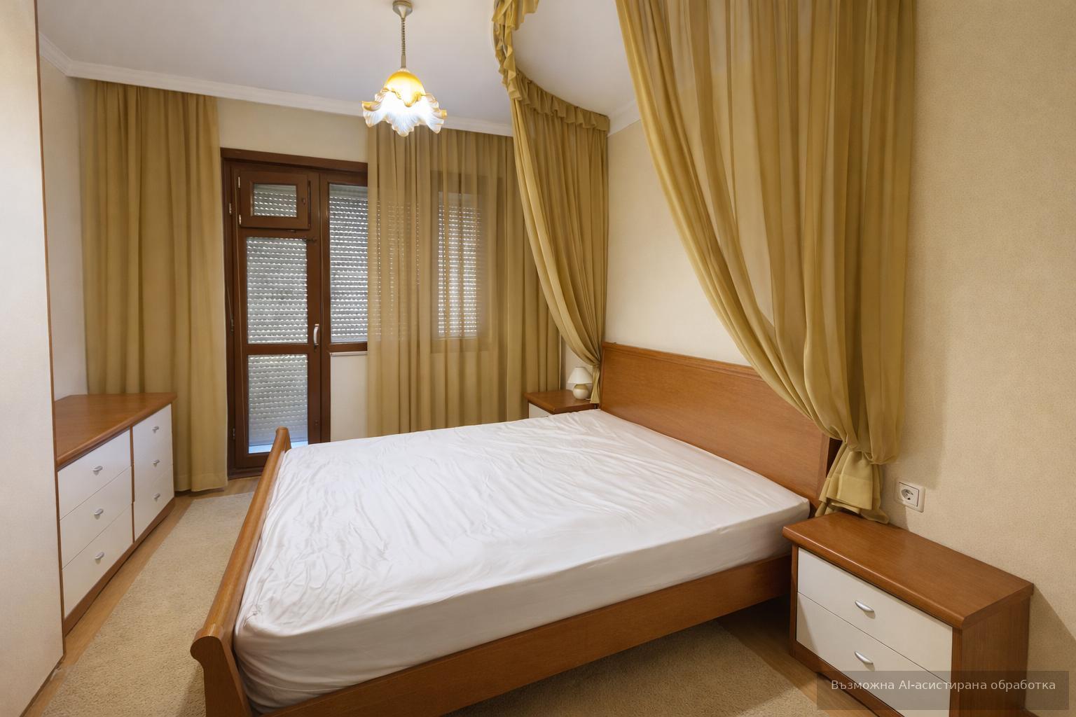 Four-room apartment in the Marasha district / Keys held by the agency! image 5