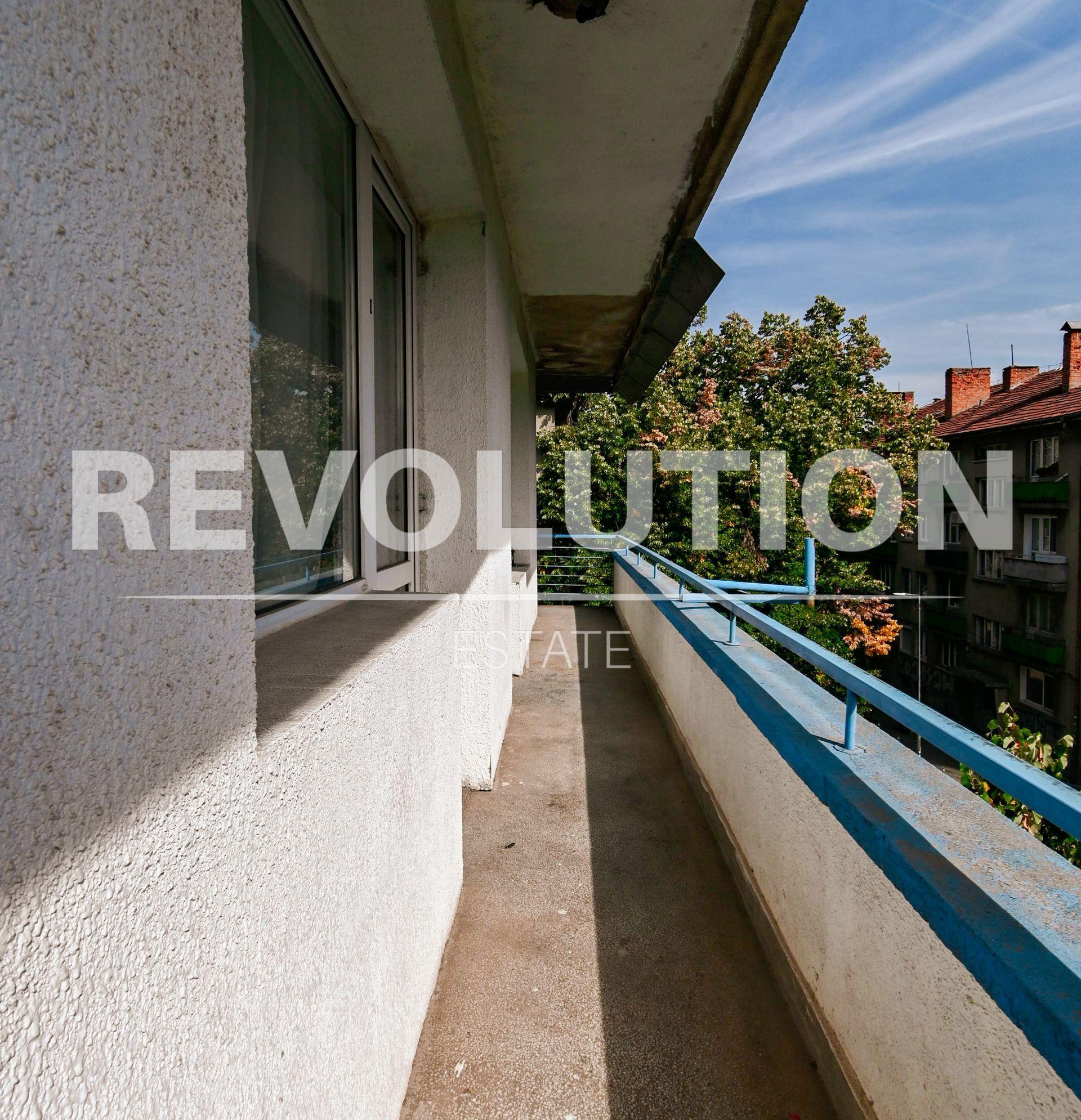 Three-Bedroom Apartment image 20