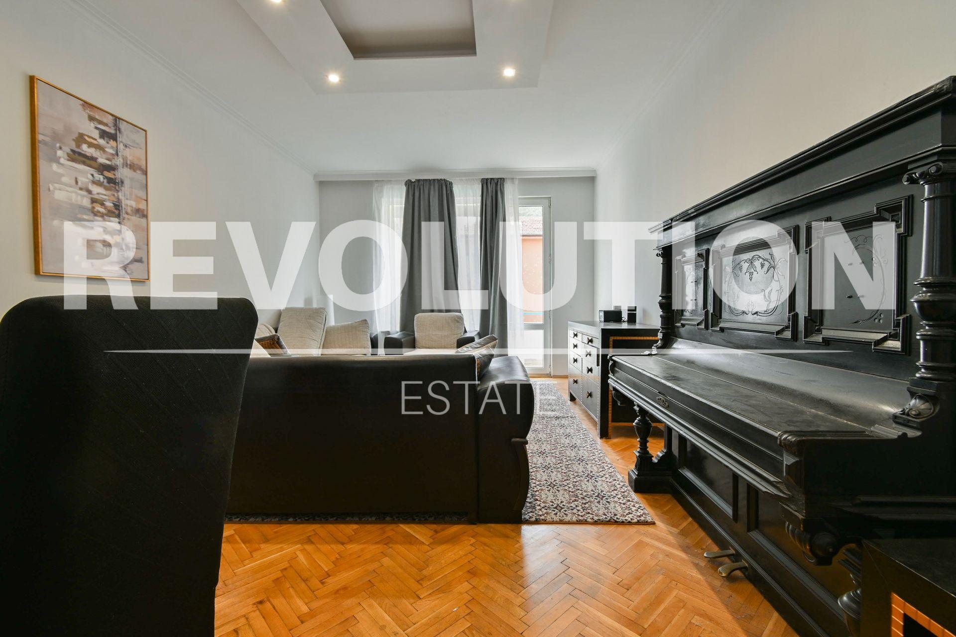 Three-Bedroom Apartment image 5