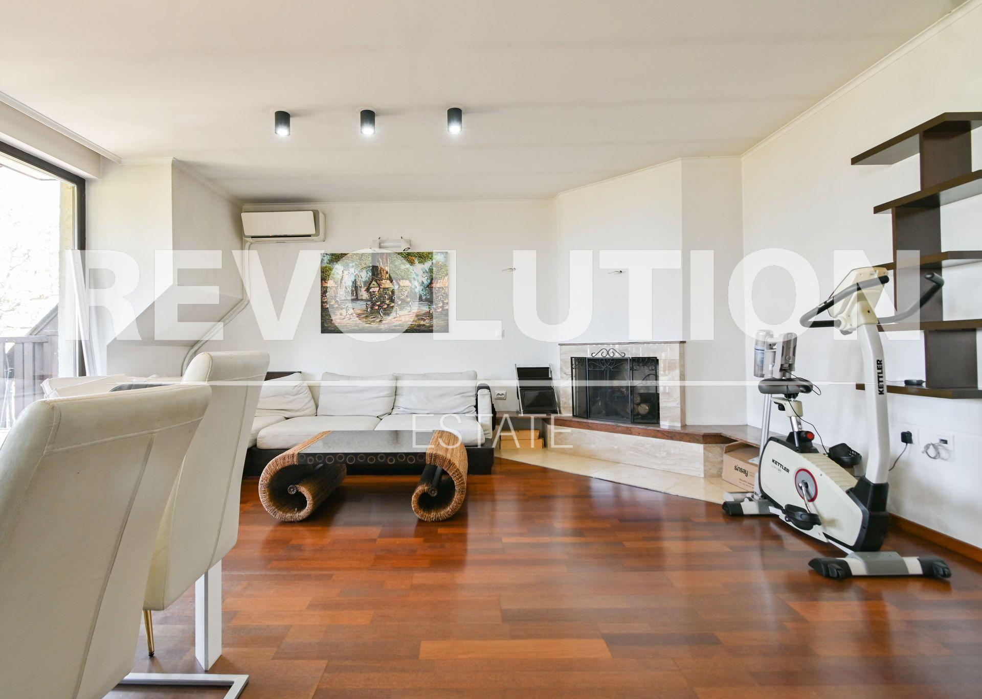 Three-Bedroom Apartment image 1