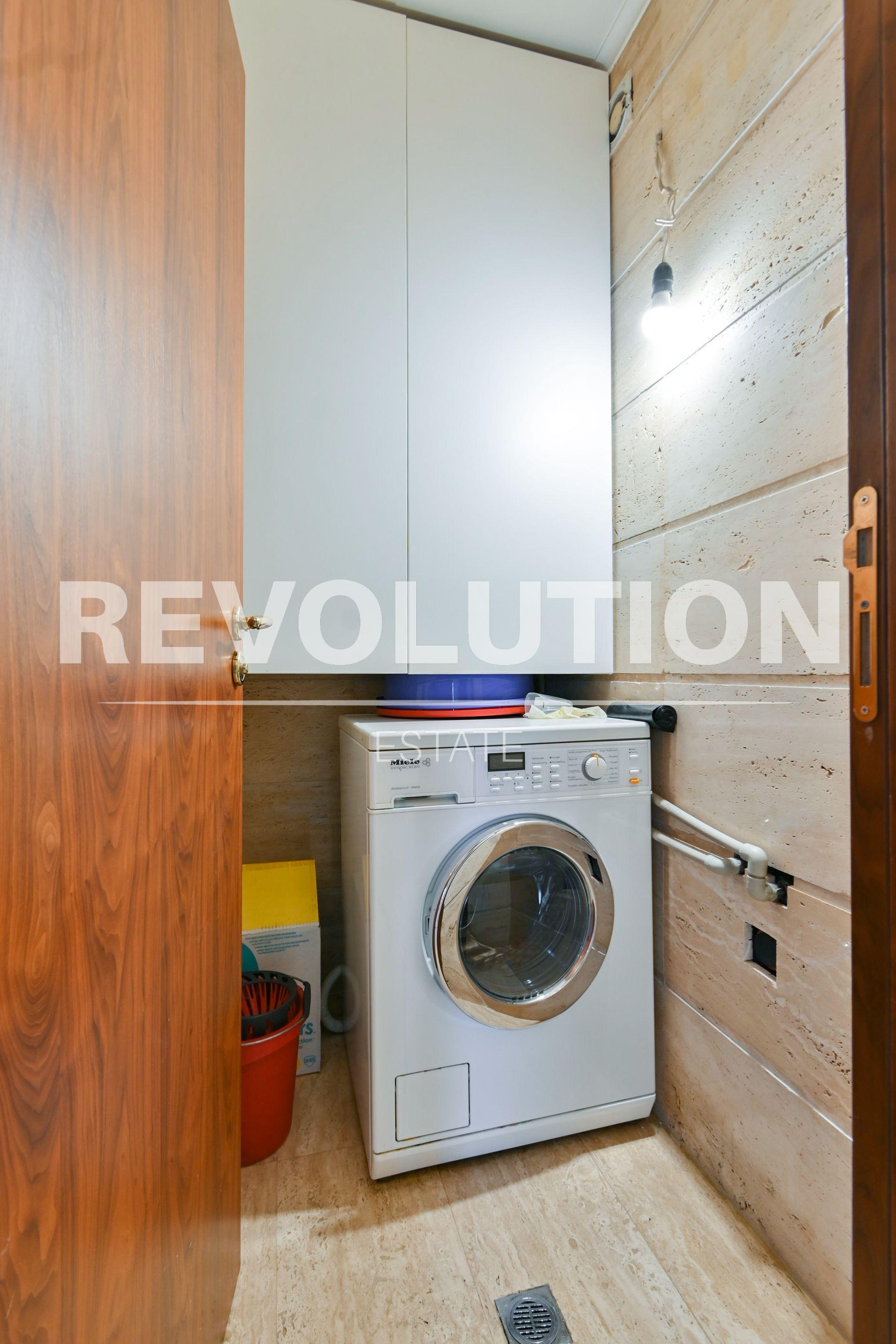 Three-Bedroom Apartment image 9