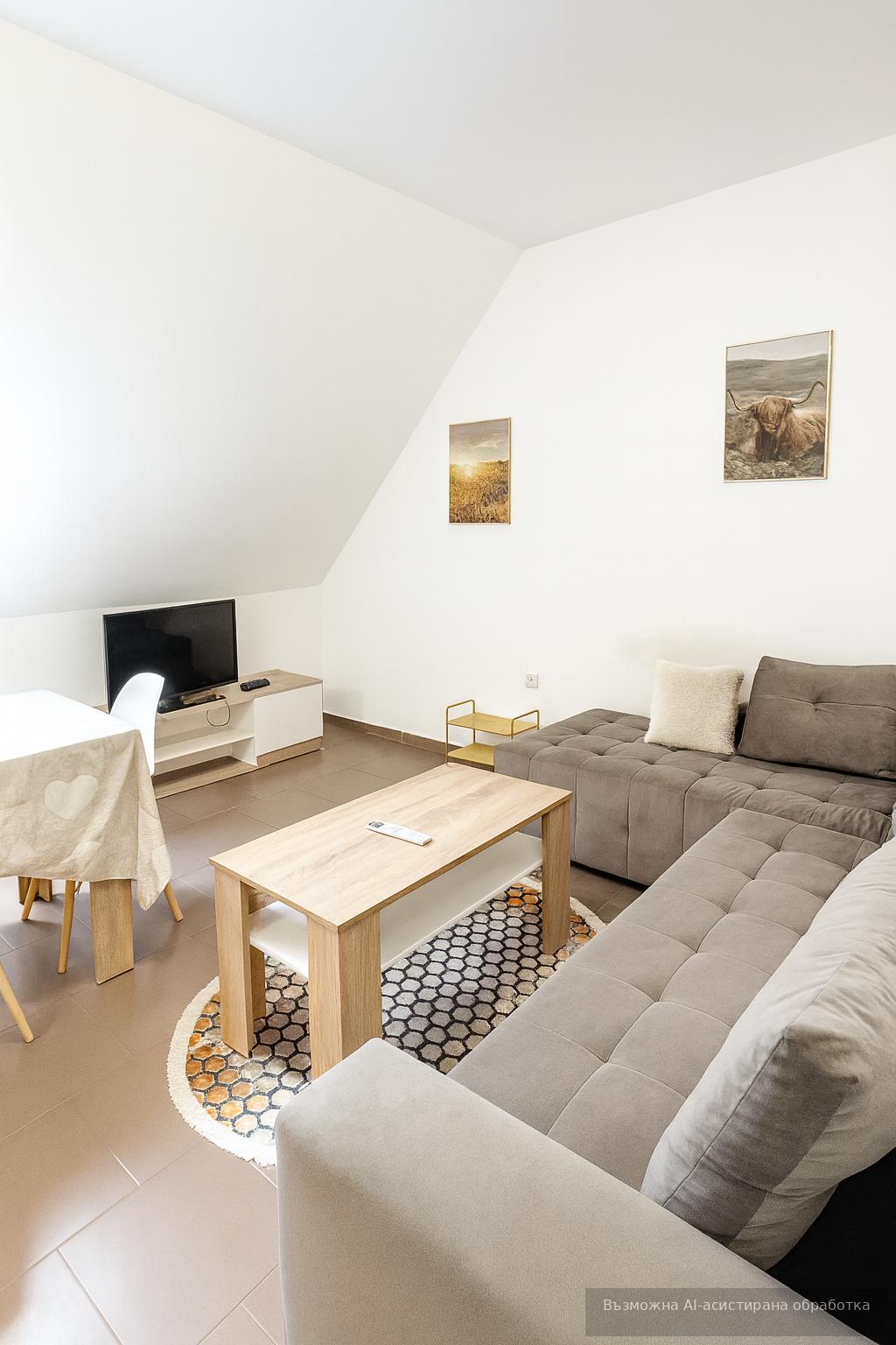 Spacious one-bedroom apartment in the city center area.