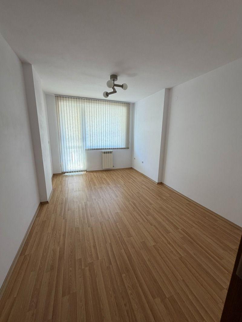 two-bedroom apartment image 3