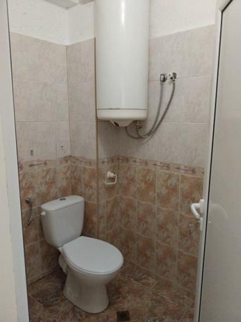 one-bedroom apartment image 4