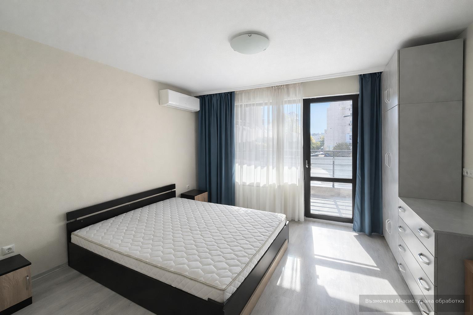 One-bedroom apartment in the Hristo Smirnenski neighborhood – includes internet and TV! image 2