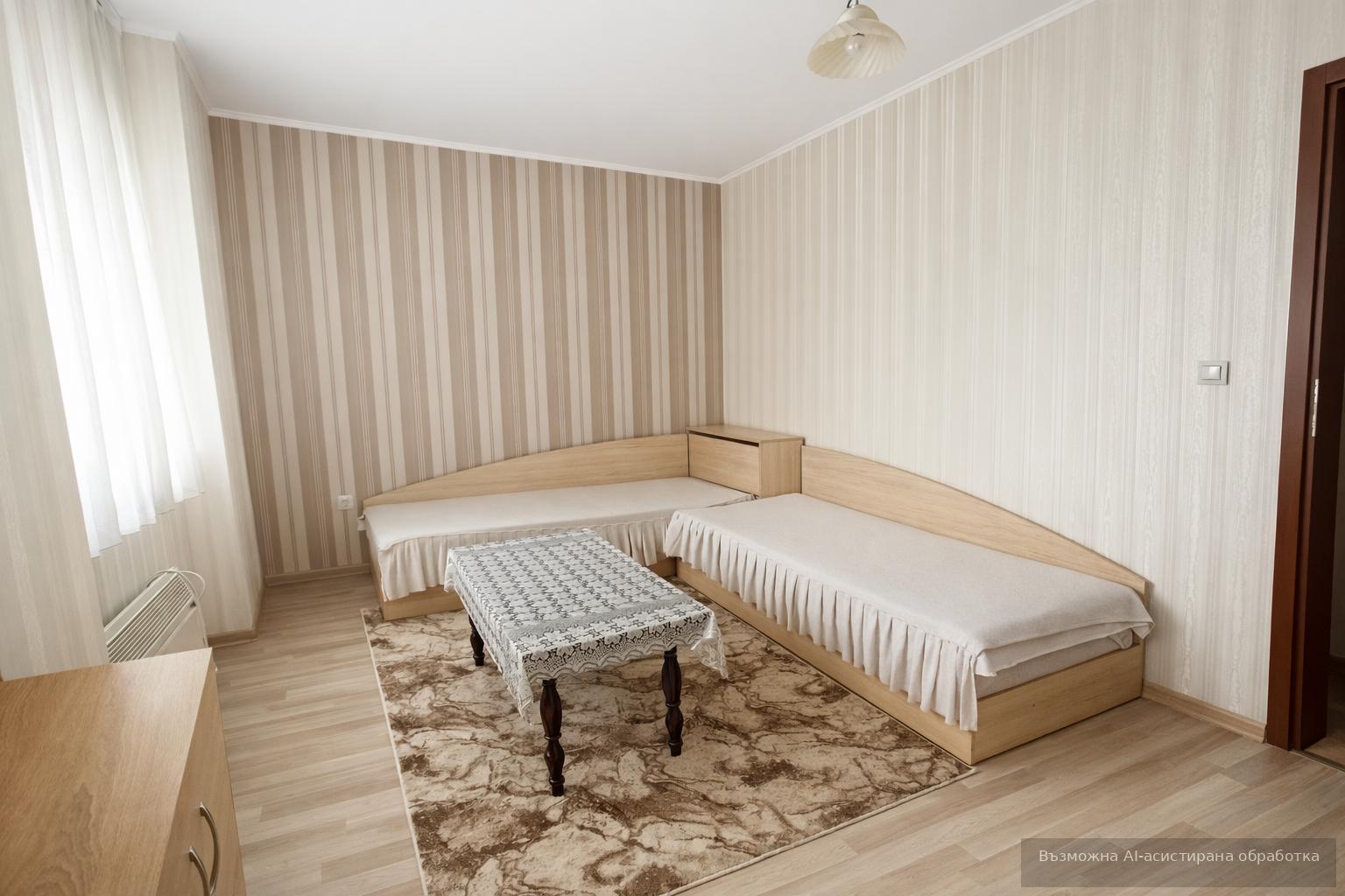 Тристаен апартамент в кв. Съдийски снимка 5