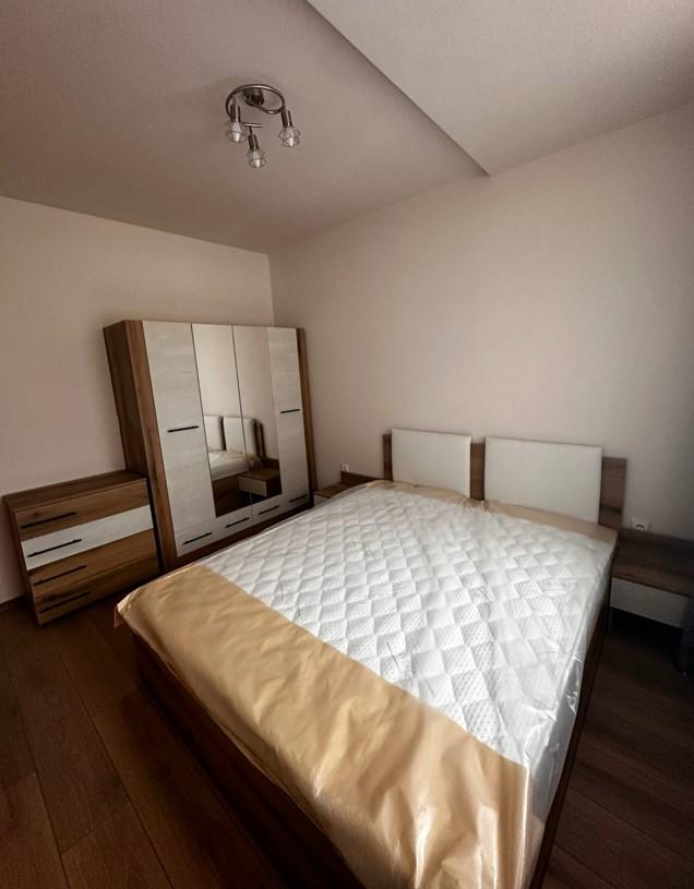 one-bedroom apartment image 4
