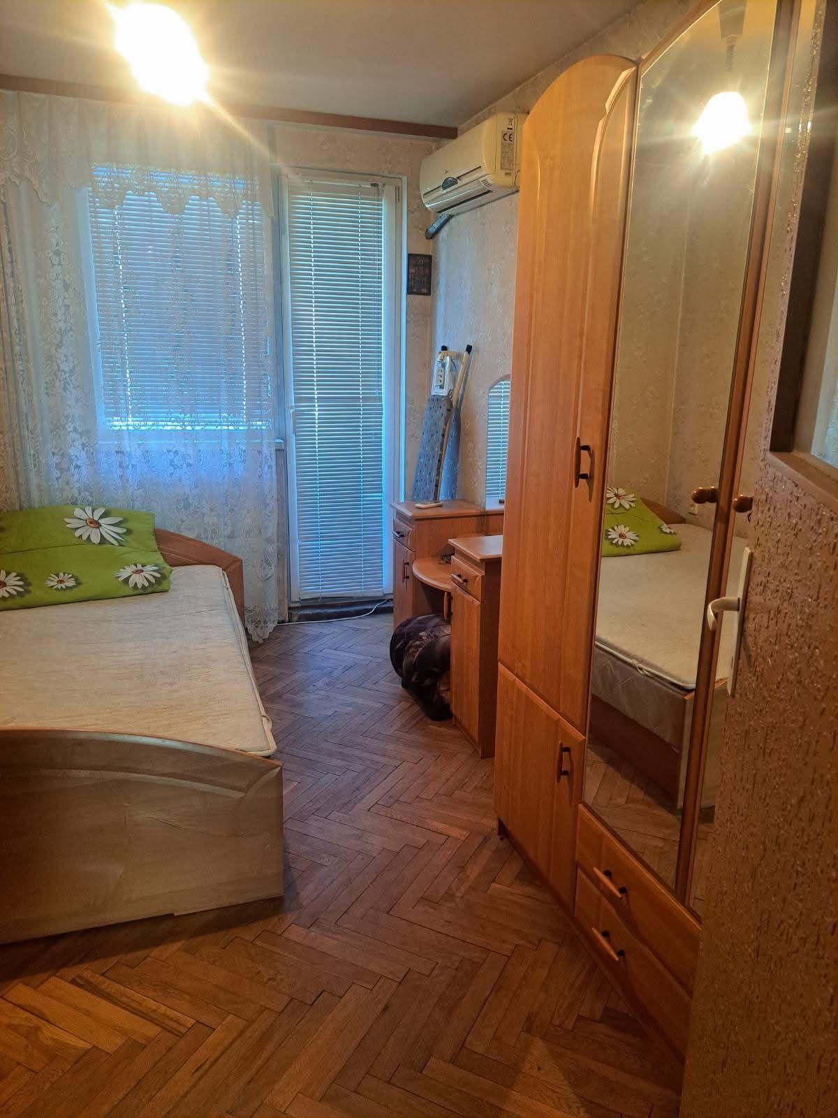Етаж от Къща в ж.к. Левски. снимка 2