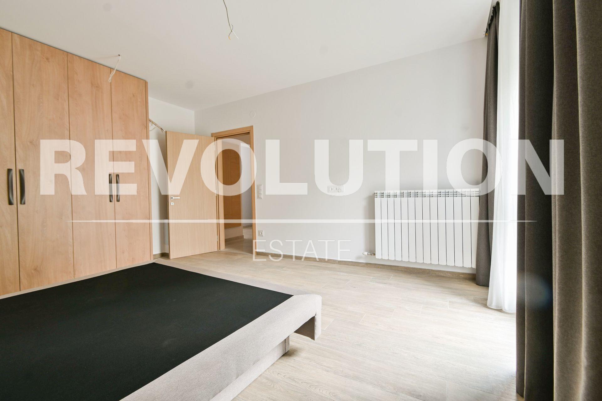 Three-Bedroom Apartment image 6