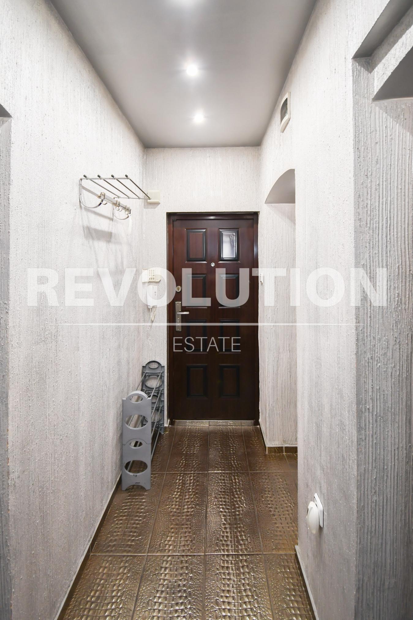 one-bedroom apartment image 5