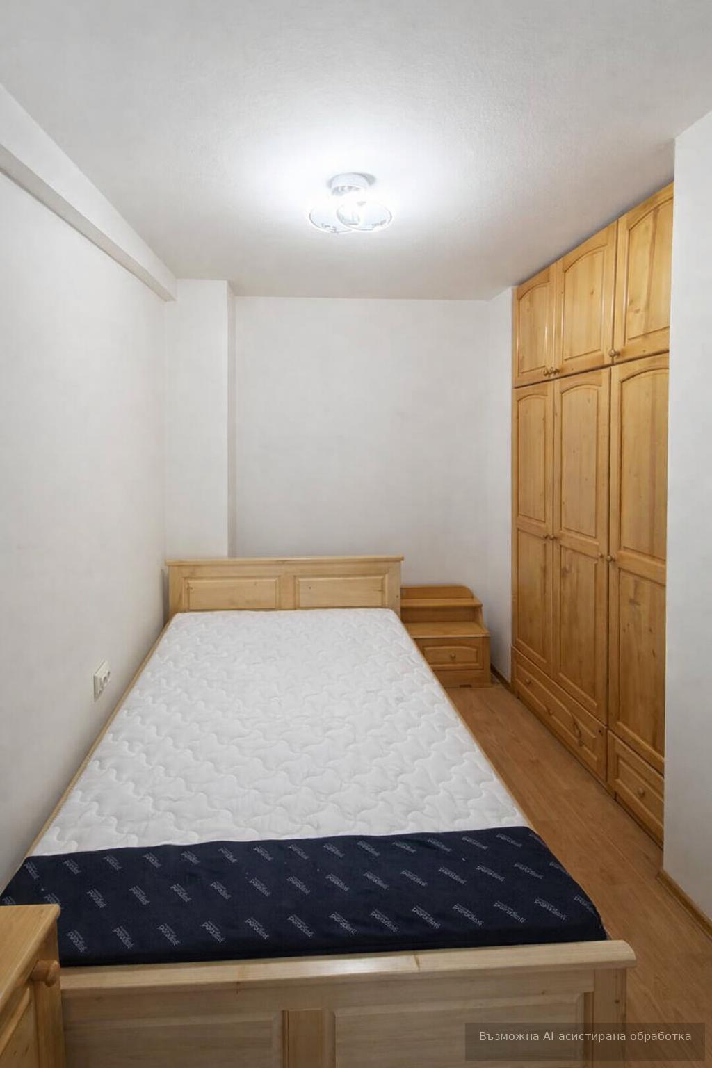 NEW! One-bedroom apartment in Kamenitsa 1 district. image 2