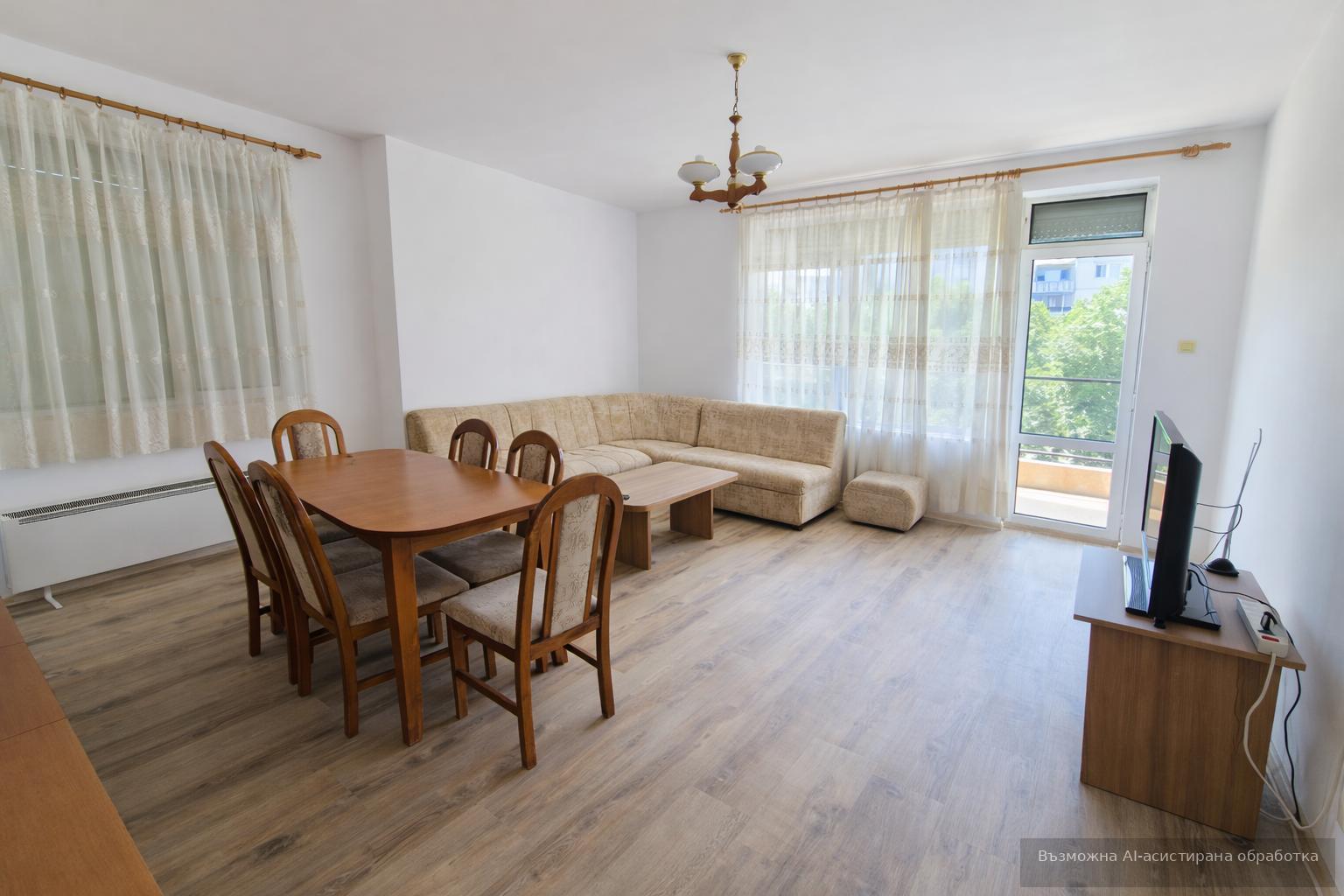 Three-room apartment for rent in the Kyuchuk Parizh neighborhood.