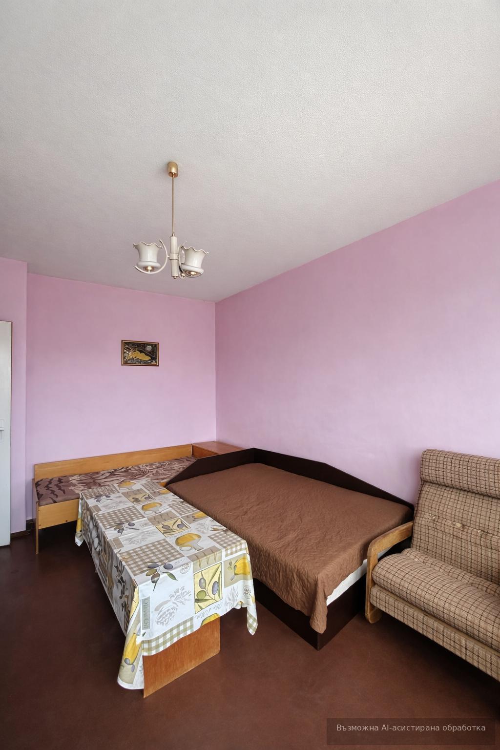 Three-room apartment in the Hristo Smirnenski neighborhood