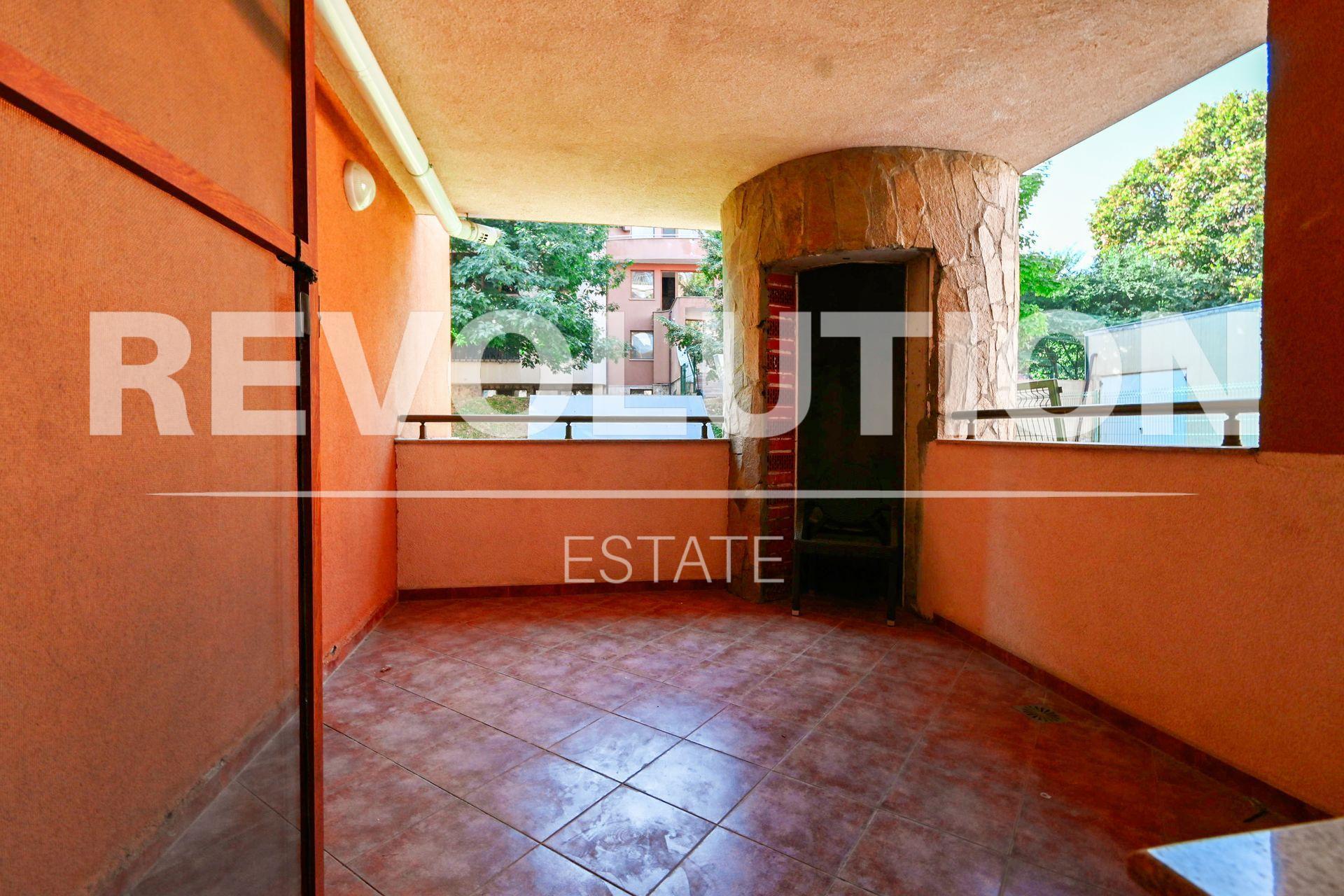two-bedroom apartment image 9