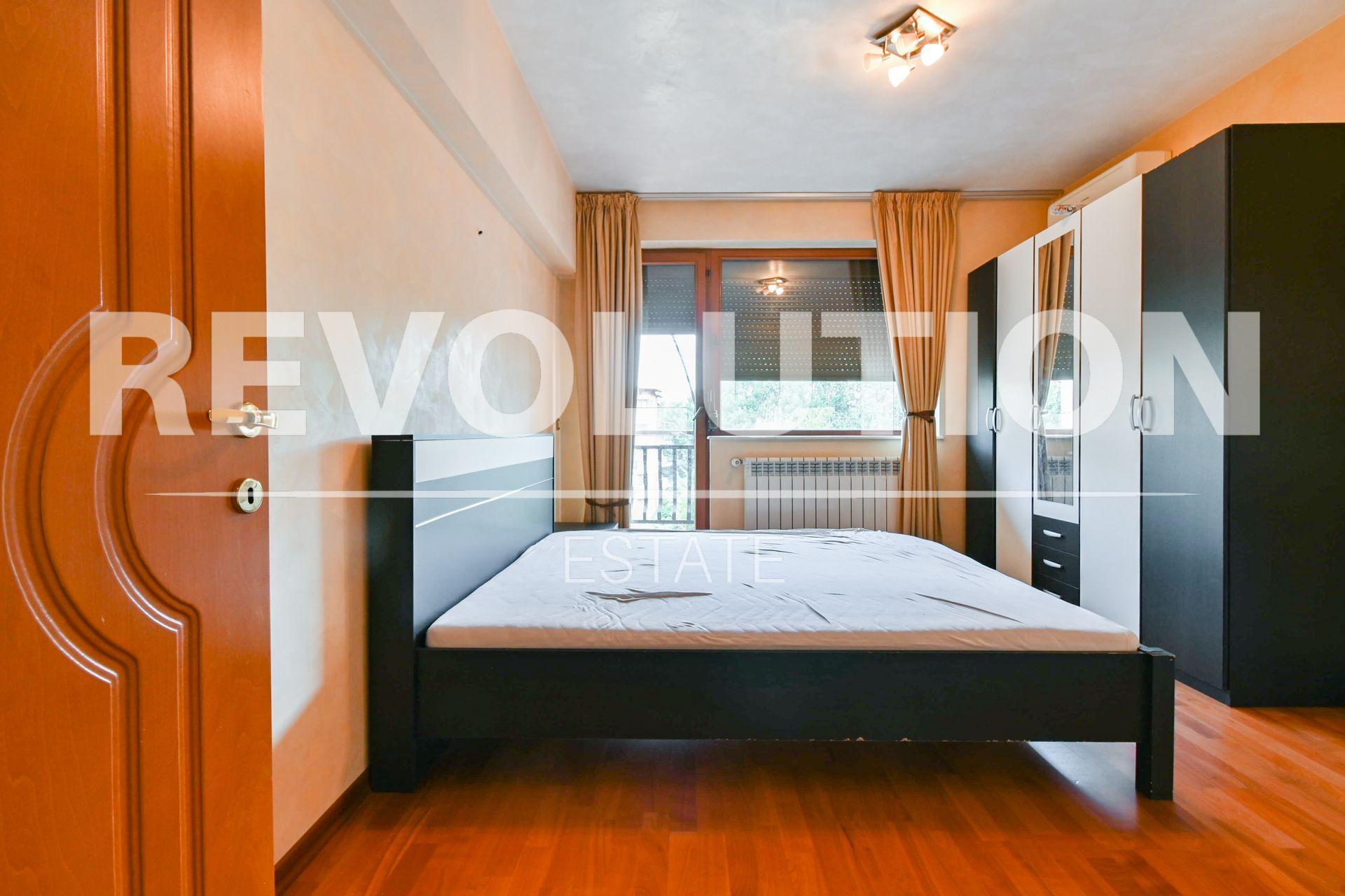 two-bedroom apartment image 10