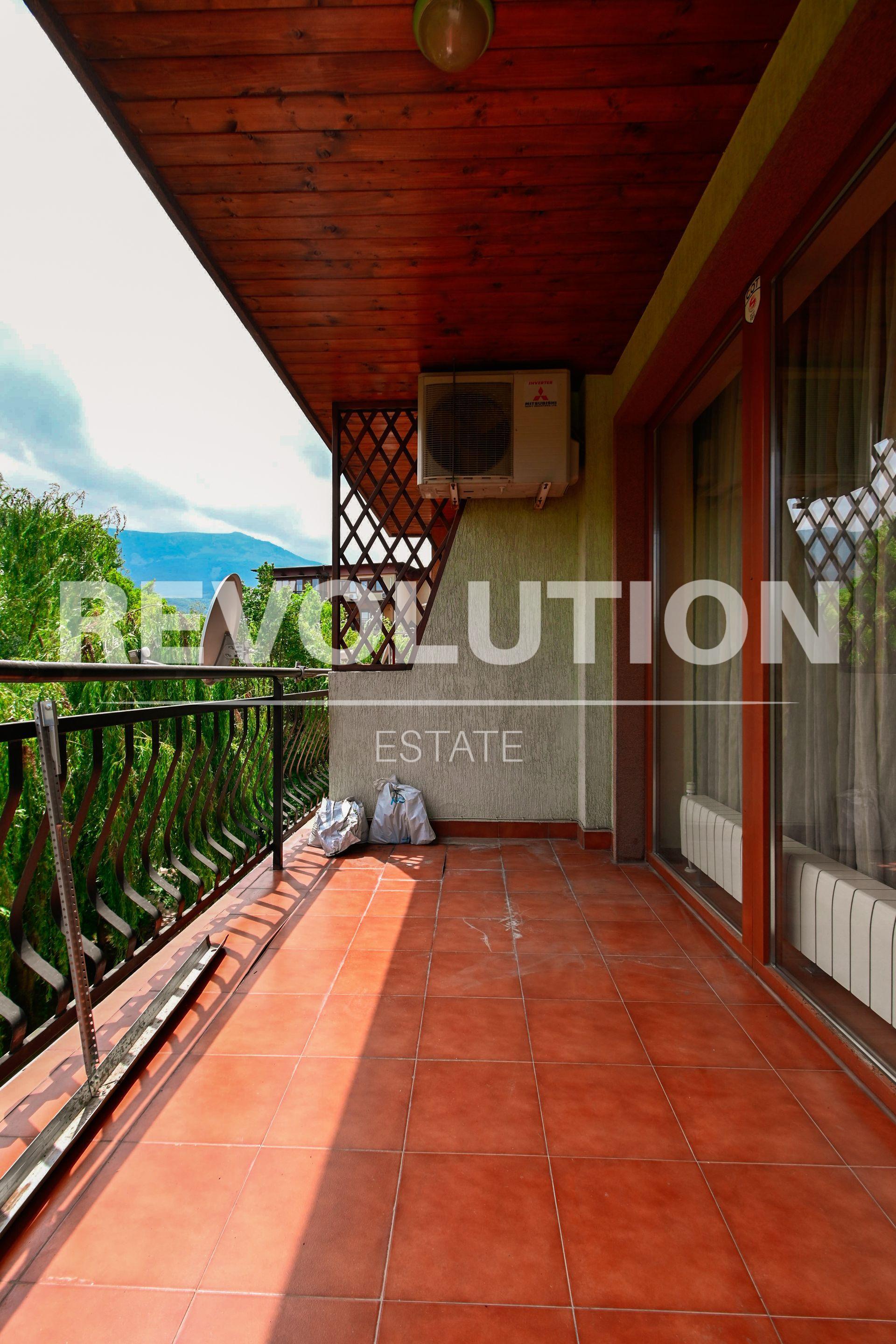 two-bedroom apartment image 19