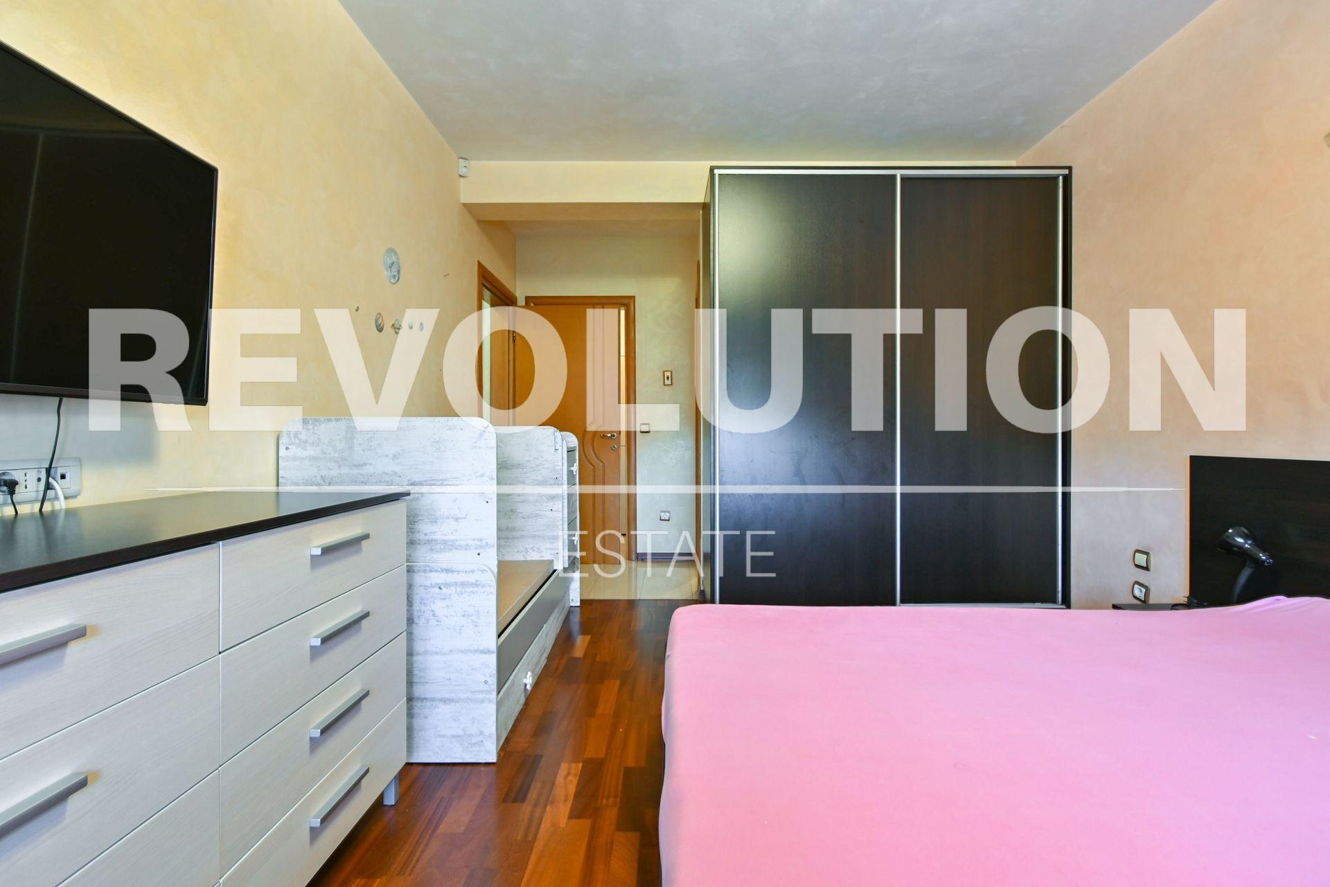 two-bedroom apartment image 8