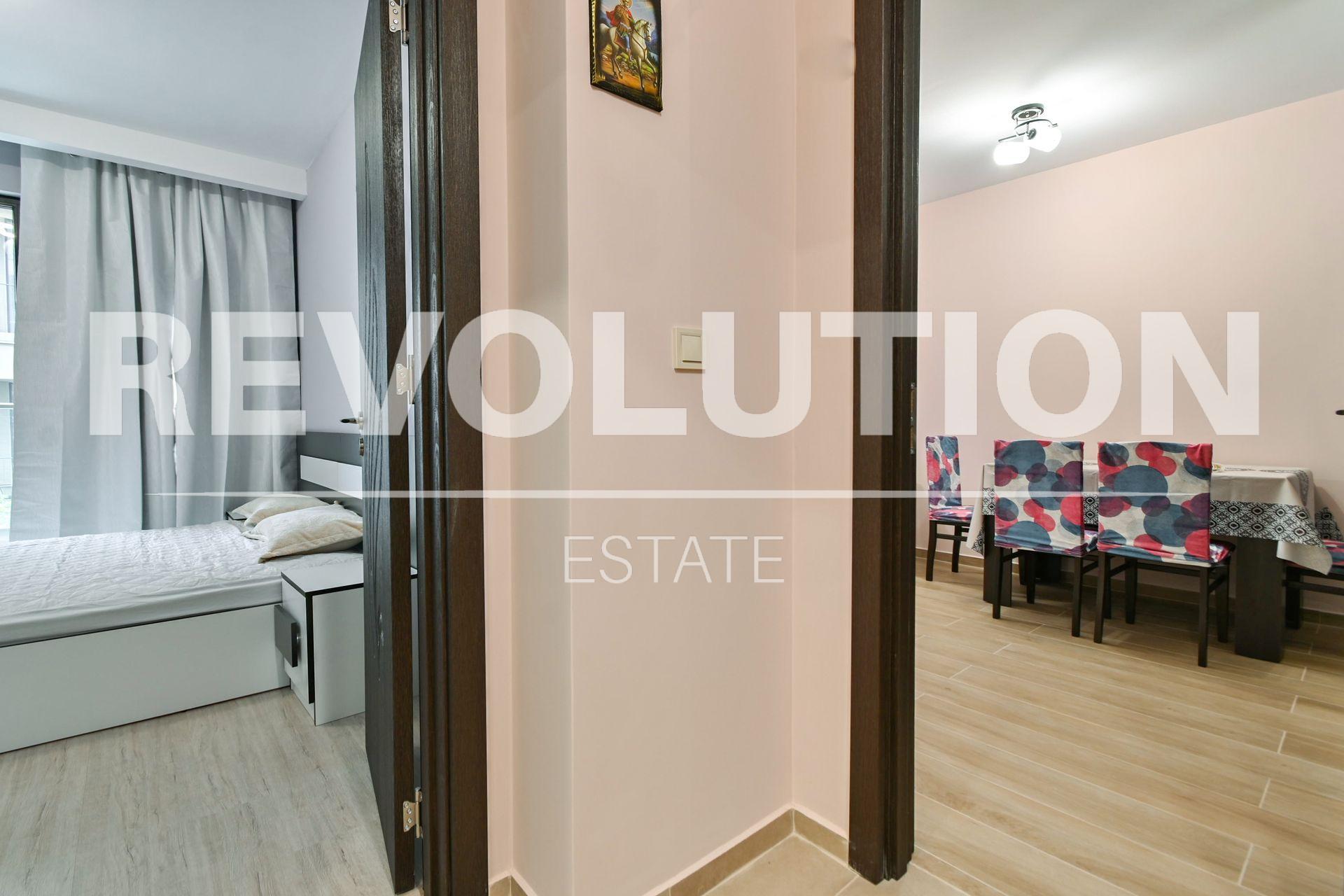 one-bedroom apartment image 11