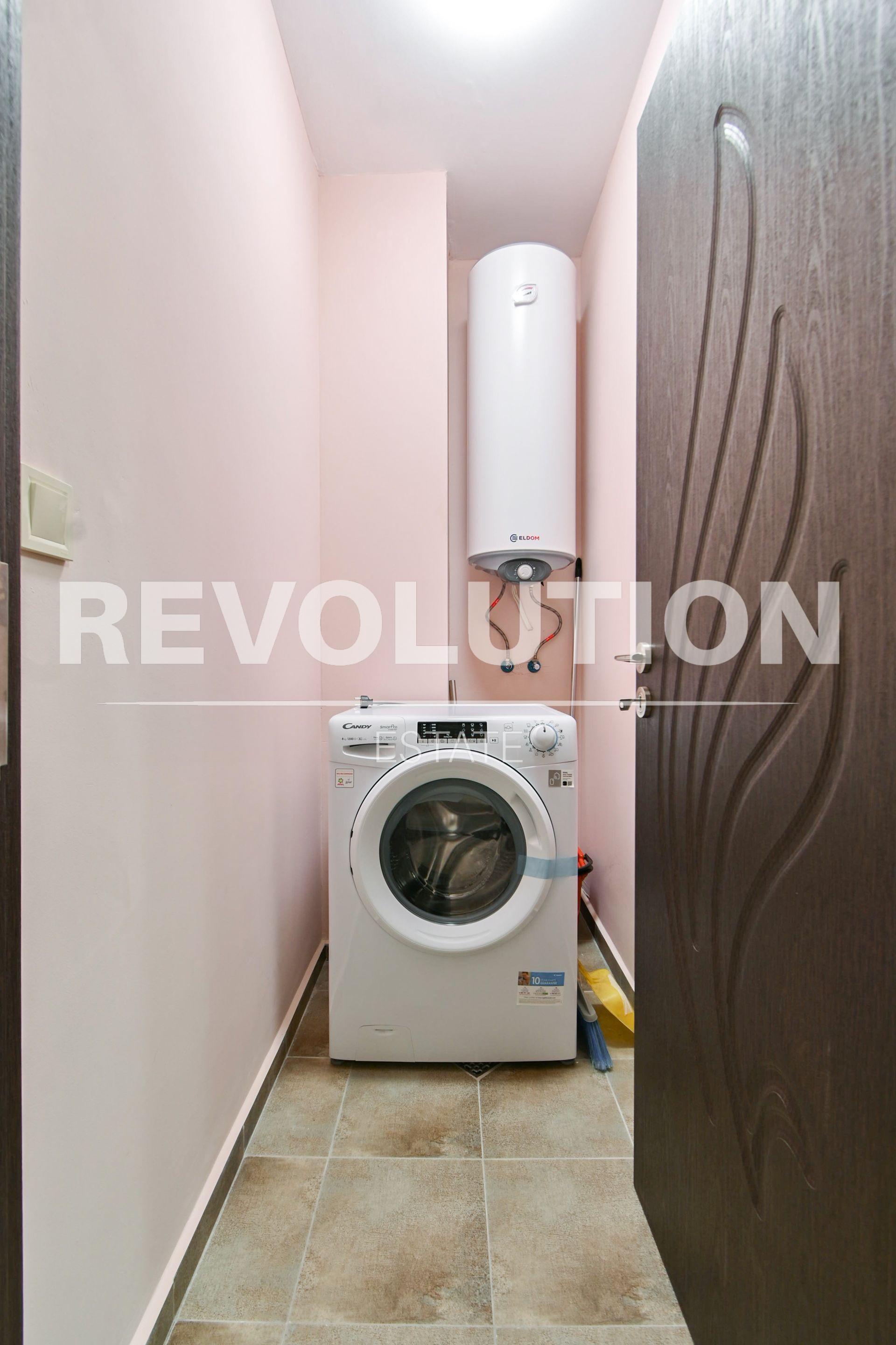 one-bedroom apartment image 13