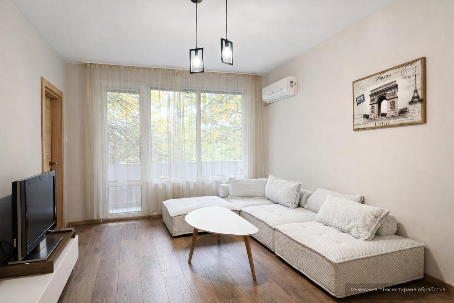 Three-room apartment in the city center area / Fully renovated!