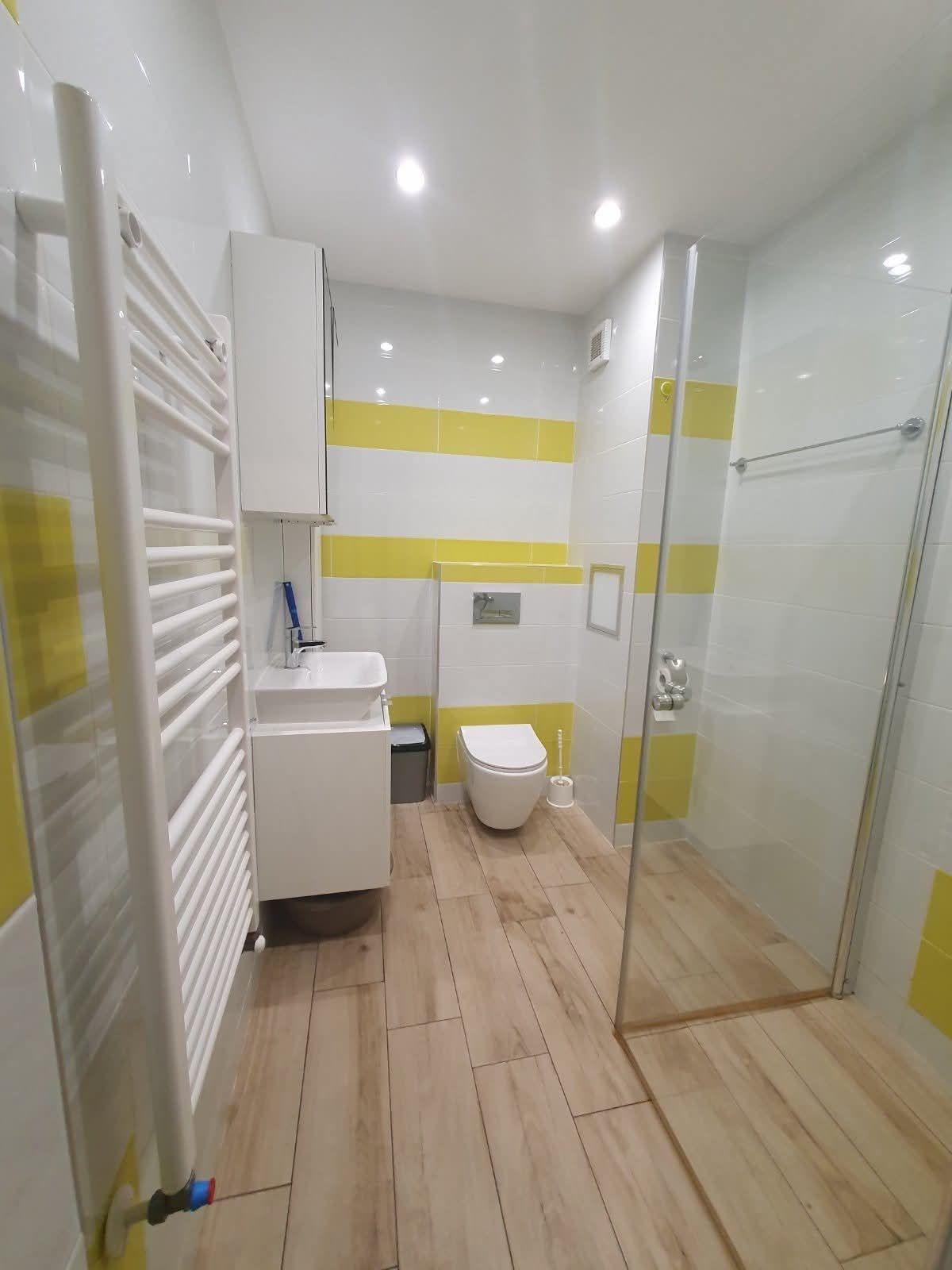 one-bedroom apartment image 8
