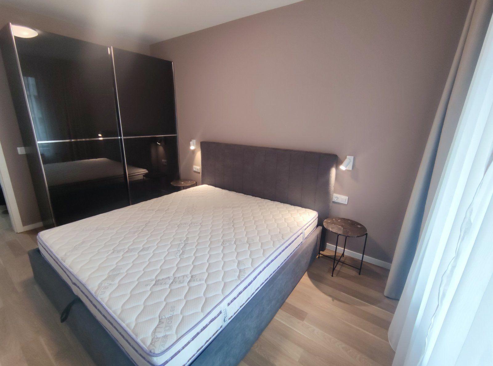one-bedroom apartment image 3