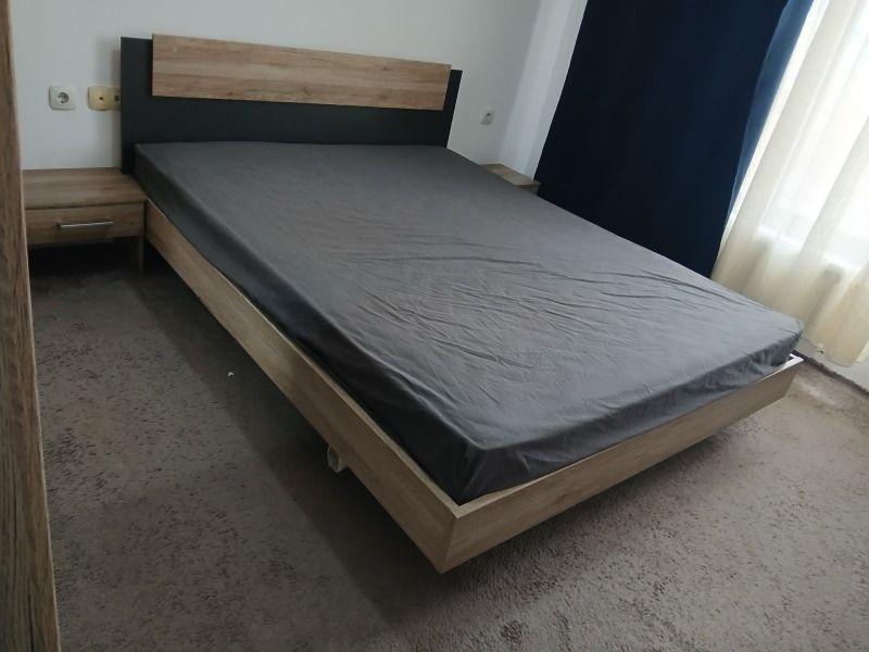 one-bedroom apartment image 6
