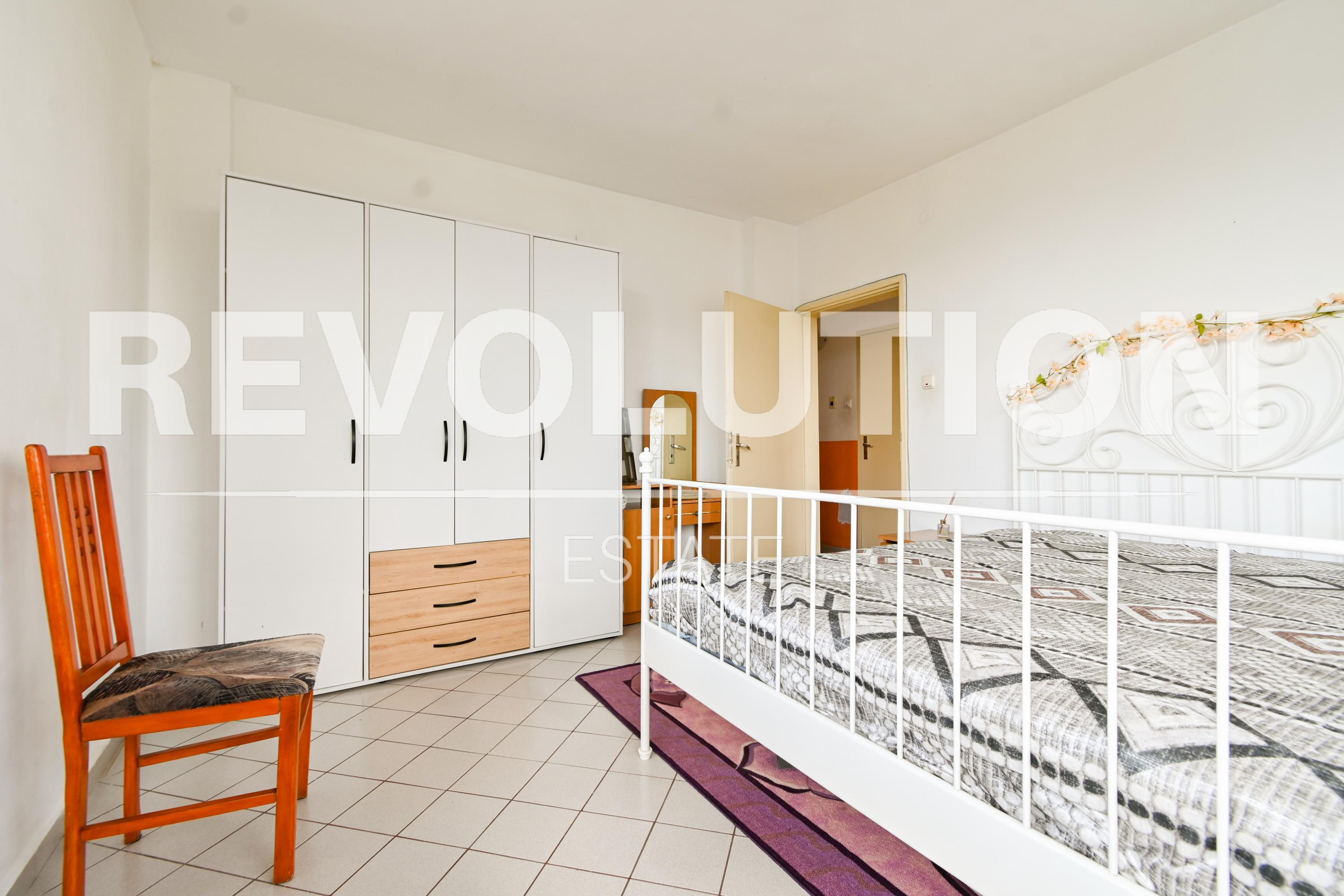 two-bedroom apartment image 6