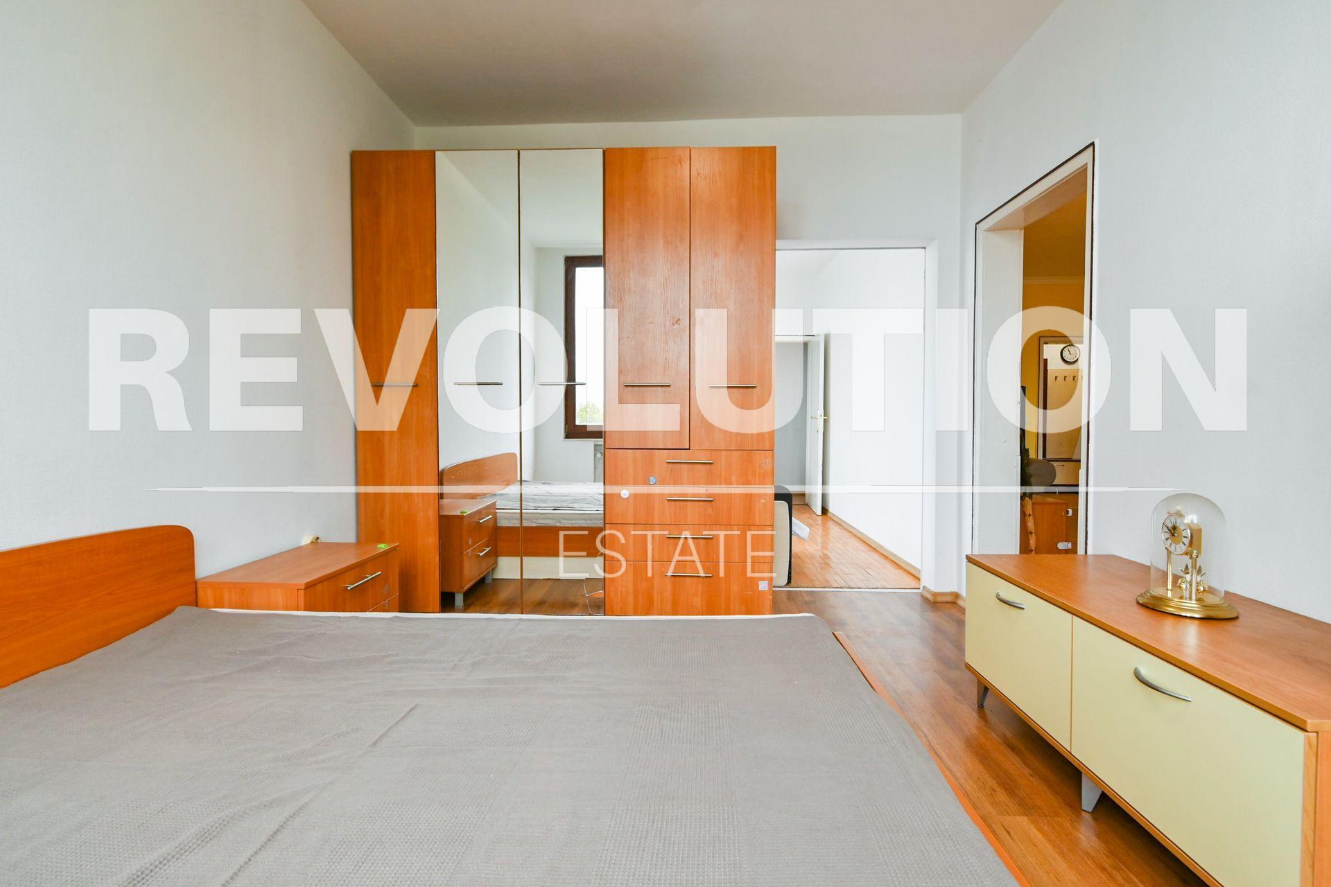 two-bedroom apartment image 7