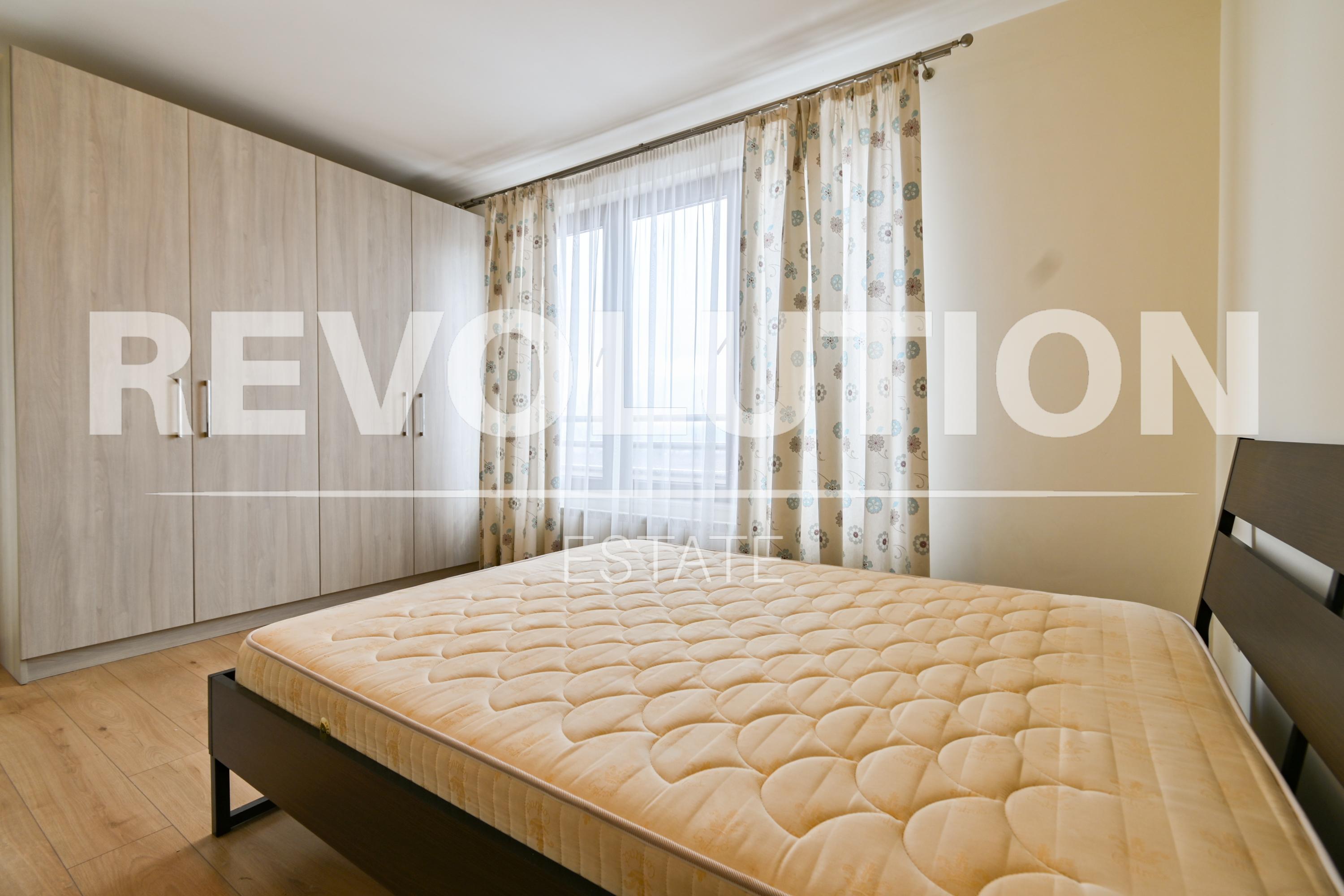 Three-Bedroom Apartment image 8