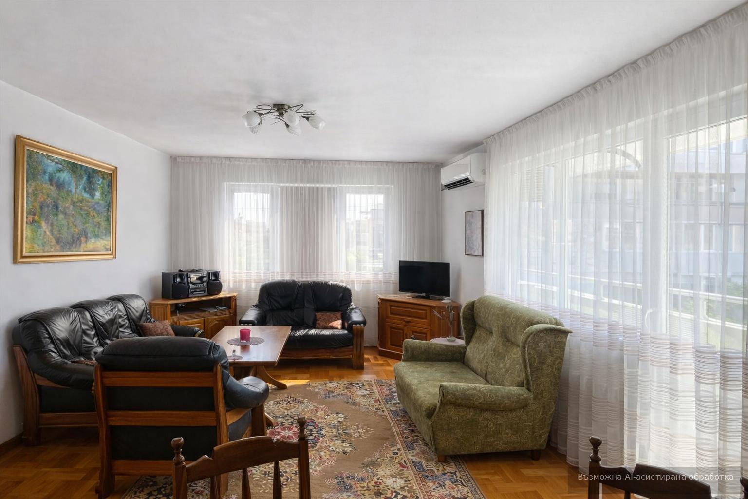 Тристаен апартамент в кв. Каменица 1 снимка 1