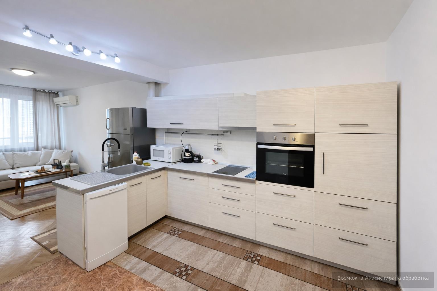 Three-room apartment in the Center area