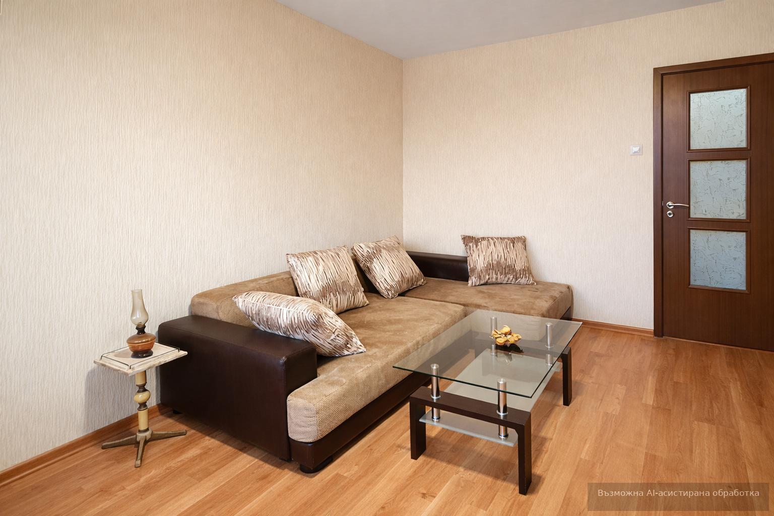 Three-room apartment in the Center area