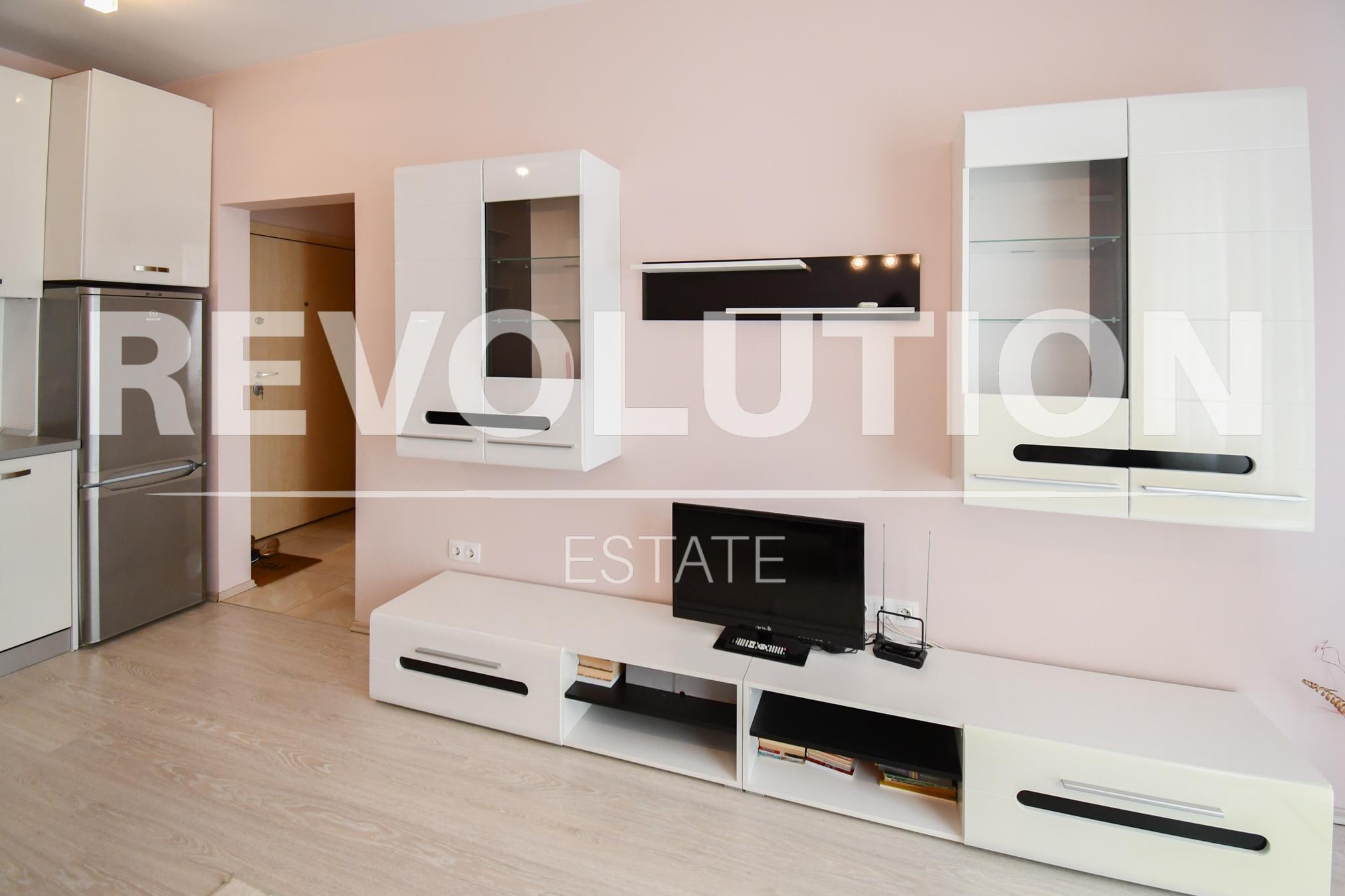 Revolution Estate presents a One-bedroom apartment in Sofia, Center-Isul image 2