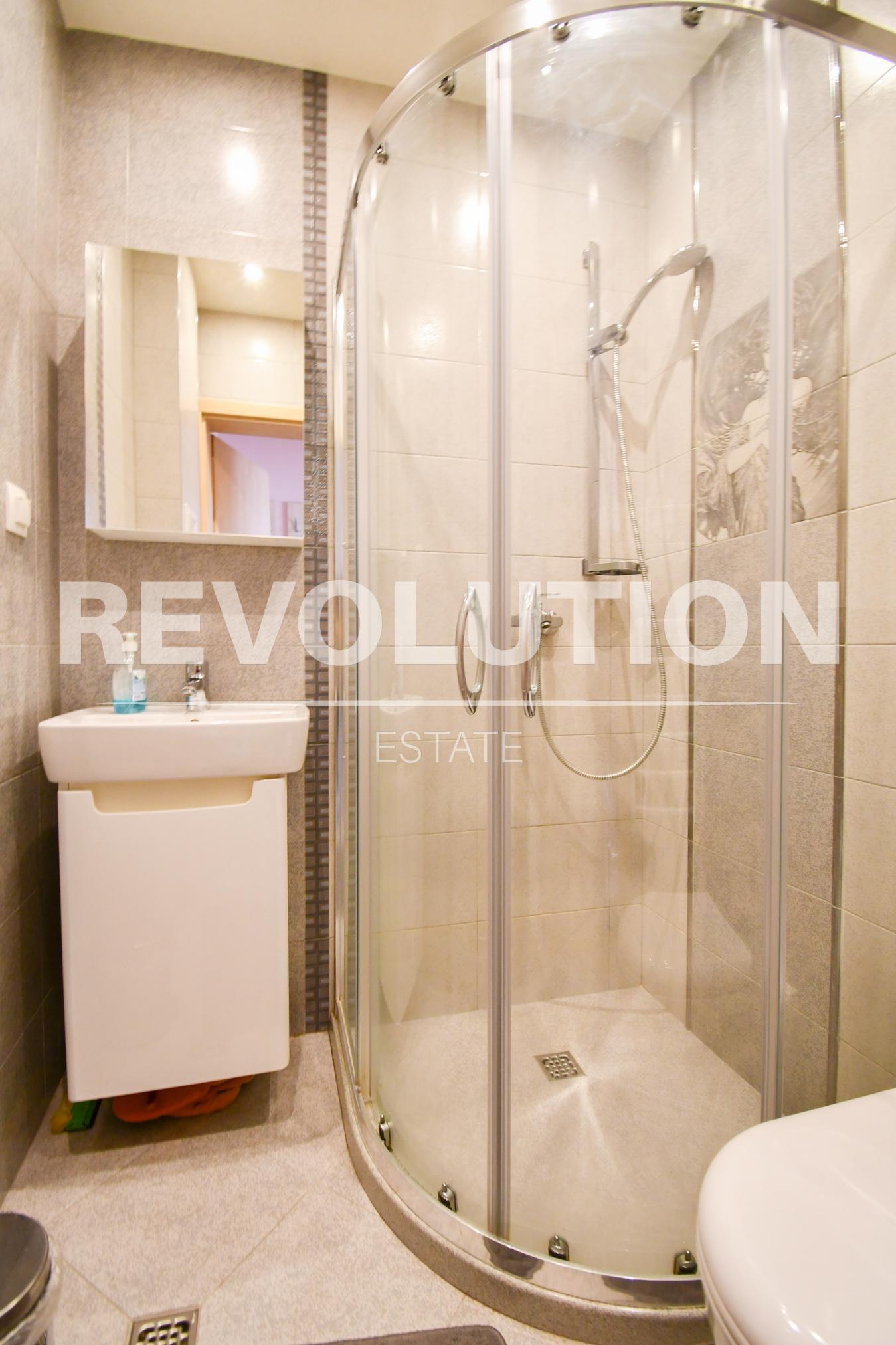 Revolution Estate presents a One-bedroom apartment in Sofia, Center-Isul image 6