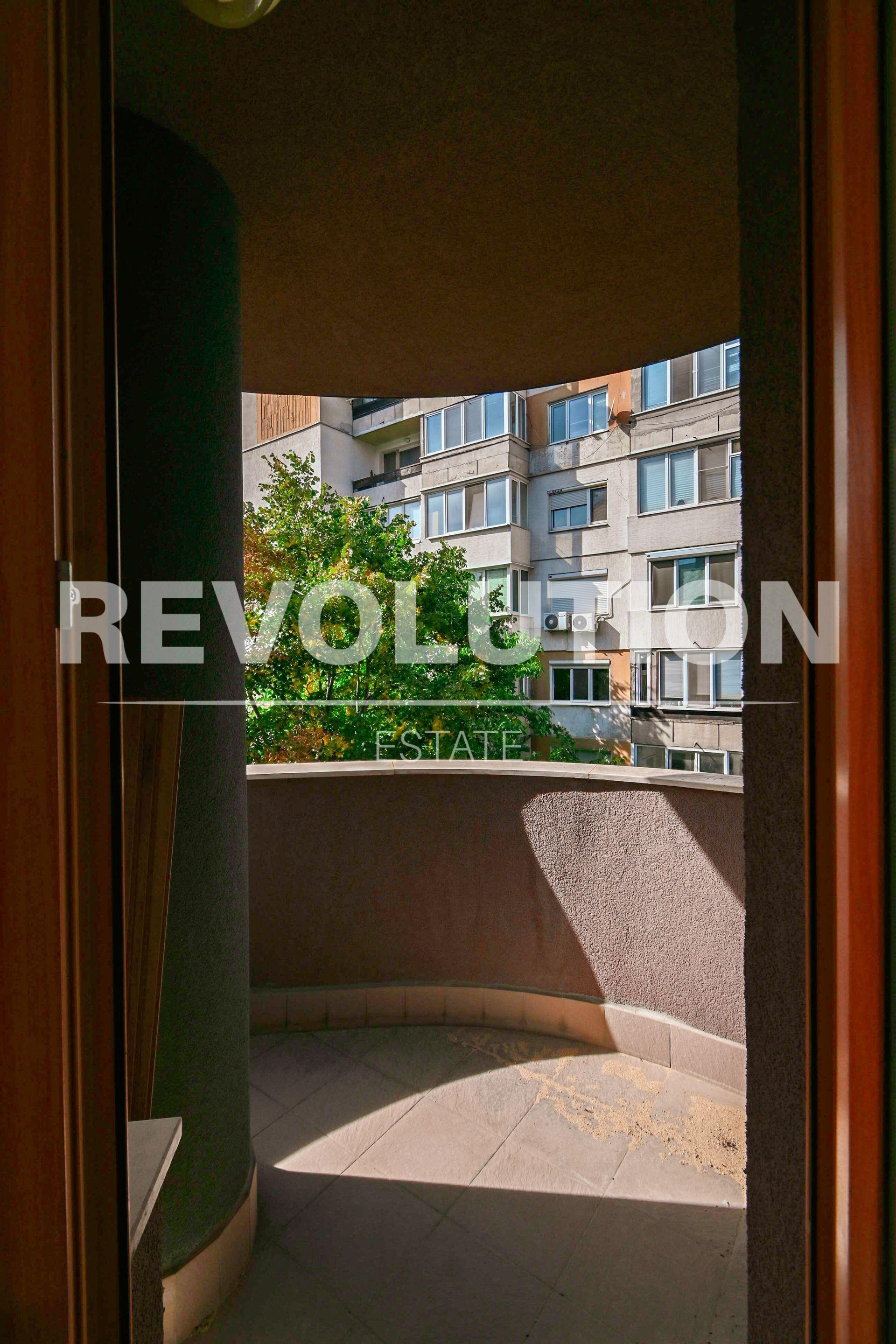 two-bedroom apartment image 15