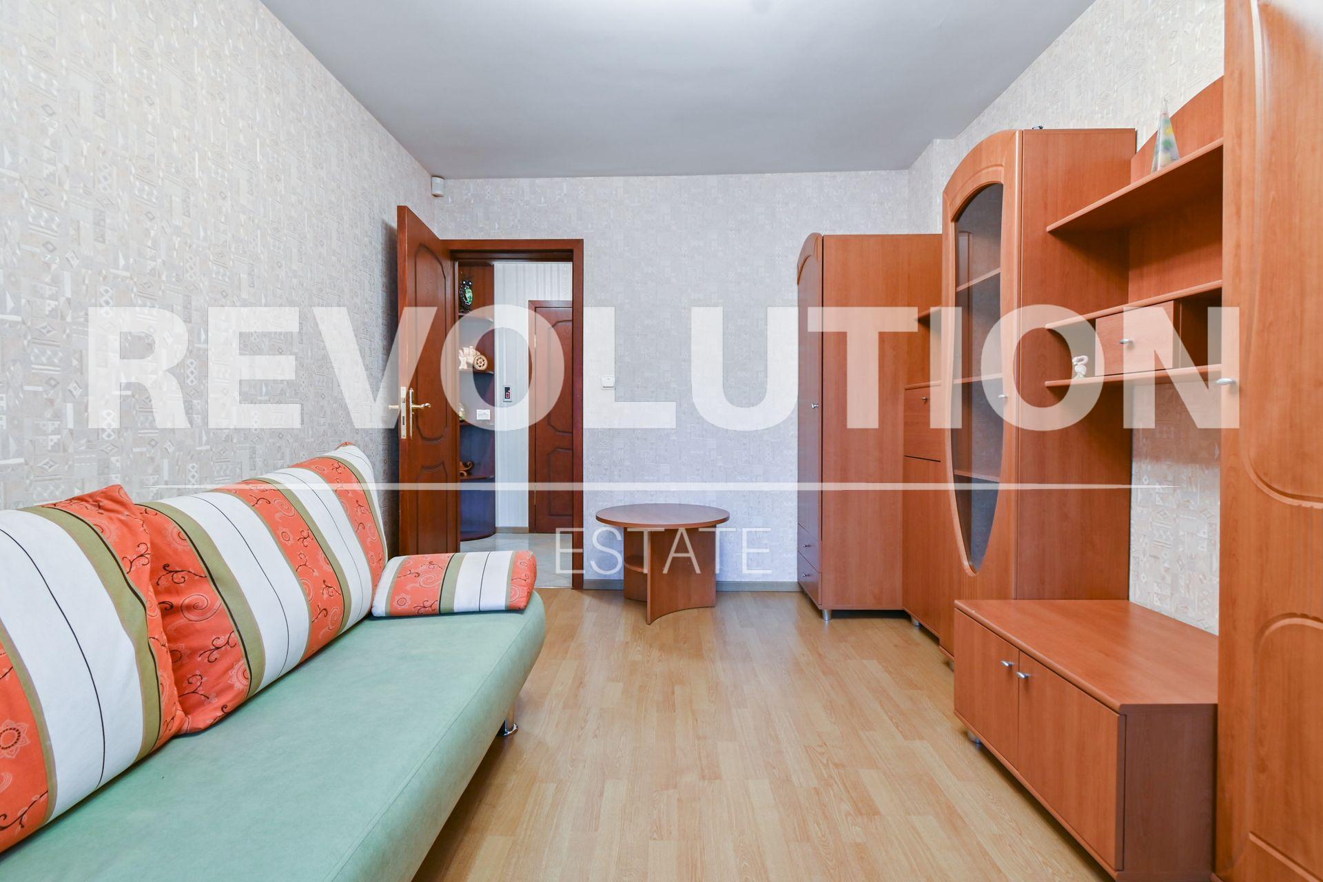 Revolution Estate presents a three-bedroom apartment in Sofia, Hippodrome image 4