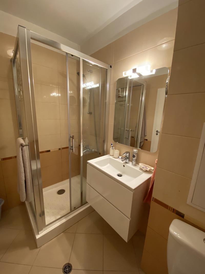 one-bedroom apartment image 6