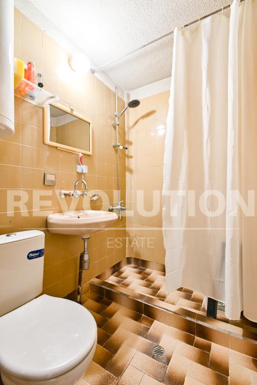 Two bedroom apartment image 50054