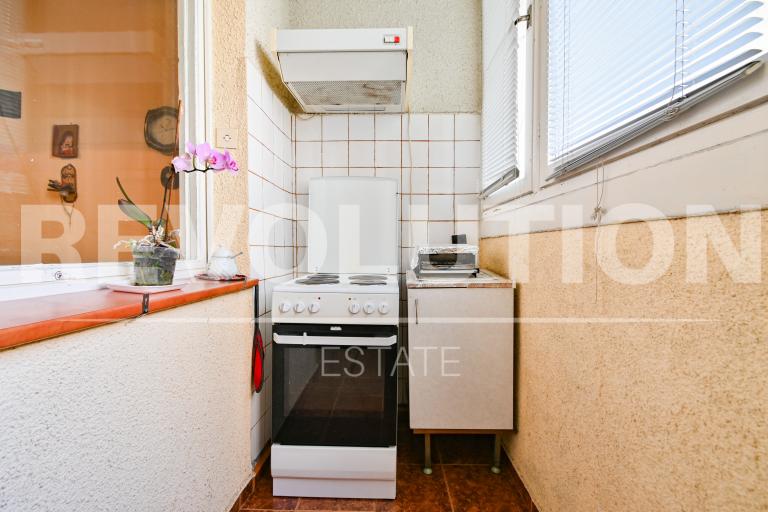 Two bedroom apartment image 50048