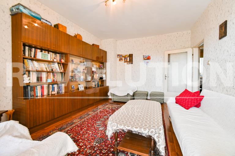 Two bedroom apartment image 50044