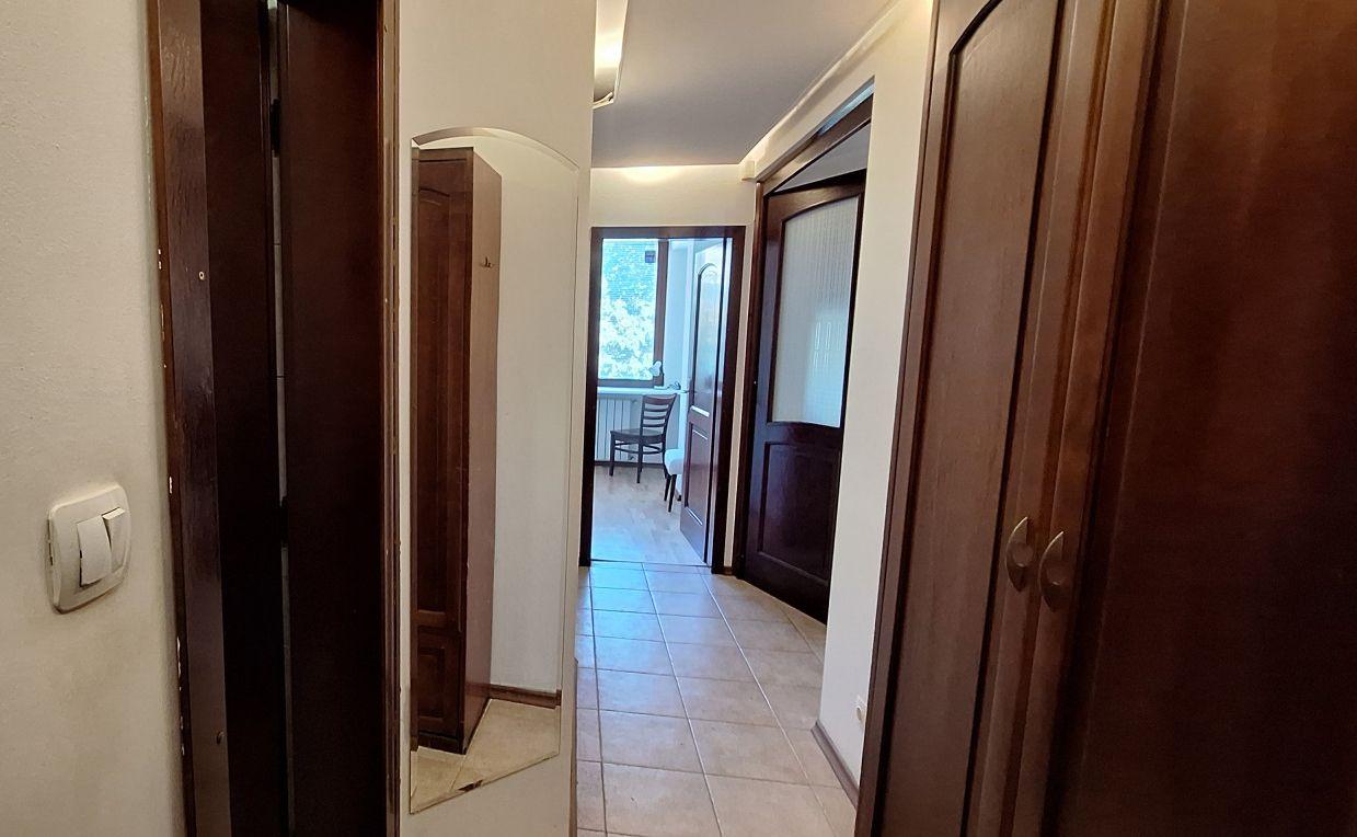 Three-Bedroom Apartment image 9