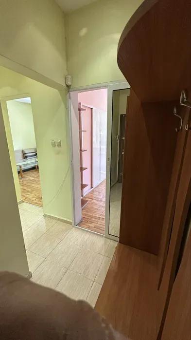 one-bedroom apartment image 3