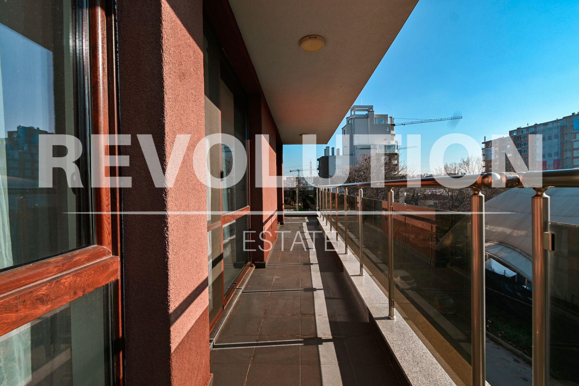 Three-Bedroom Apartment image 14