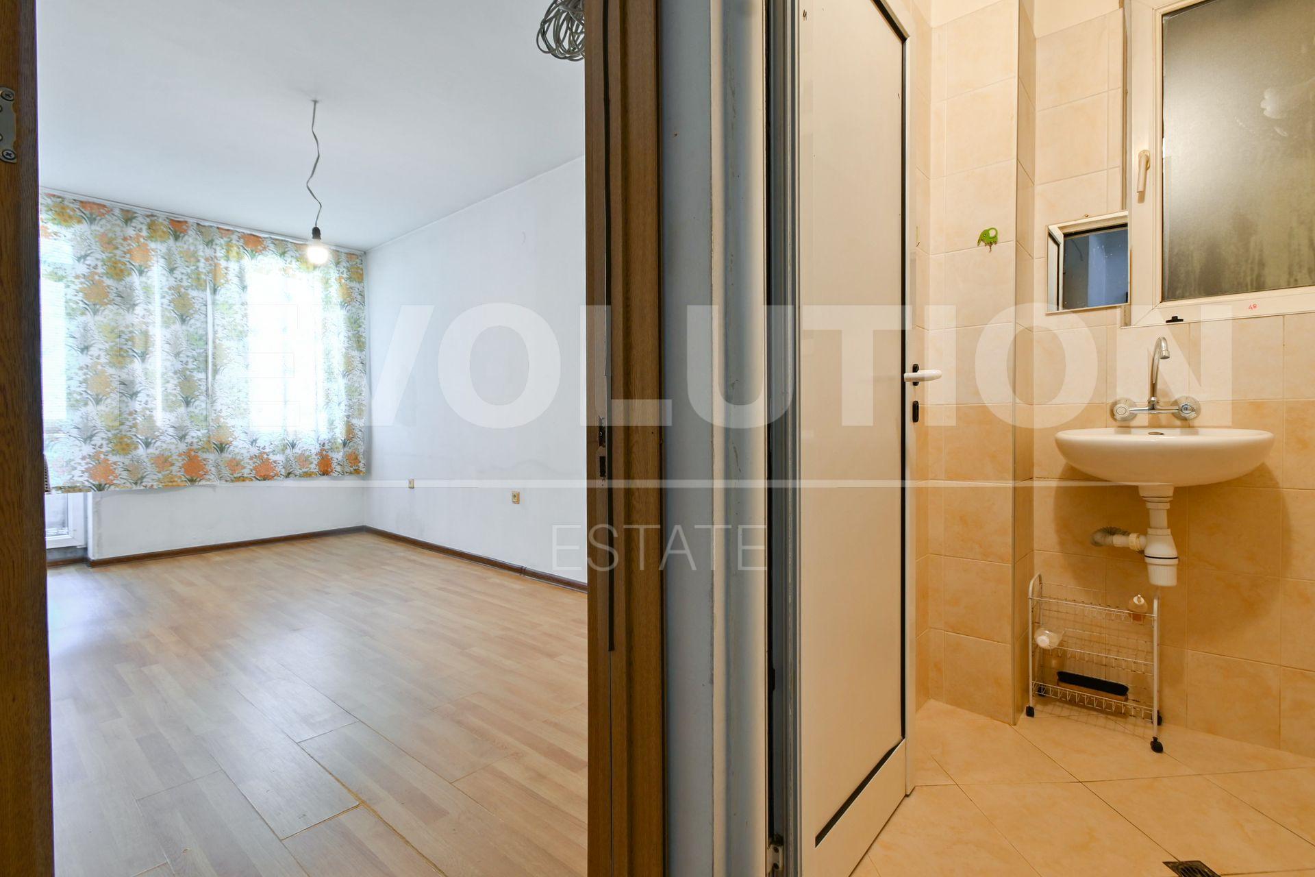 Two-room apartment in the Reduta residential district image 4