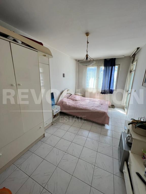 one-bedroom apartment image 50373